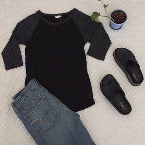 ⭐️Forever 21 baseball-tee⭐️